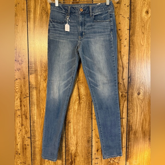 GUC American Eagle Outfitter’s denim jeans. Size 6. - Picture 1 of 7